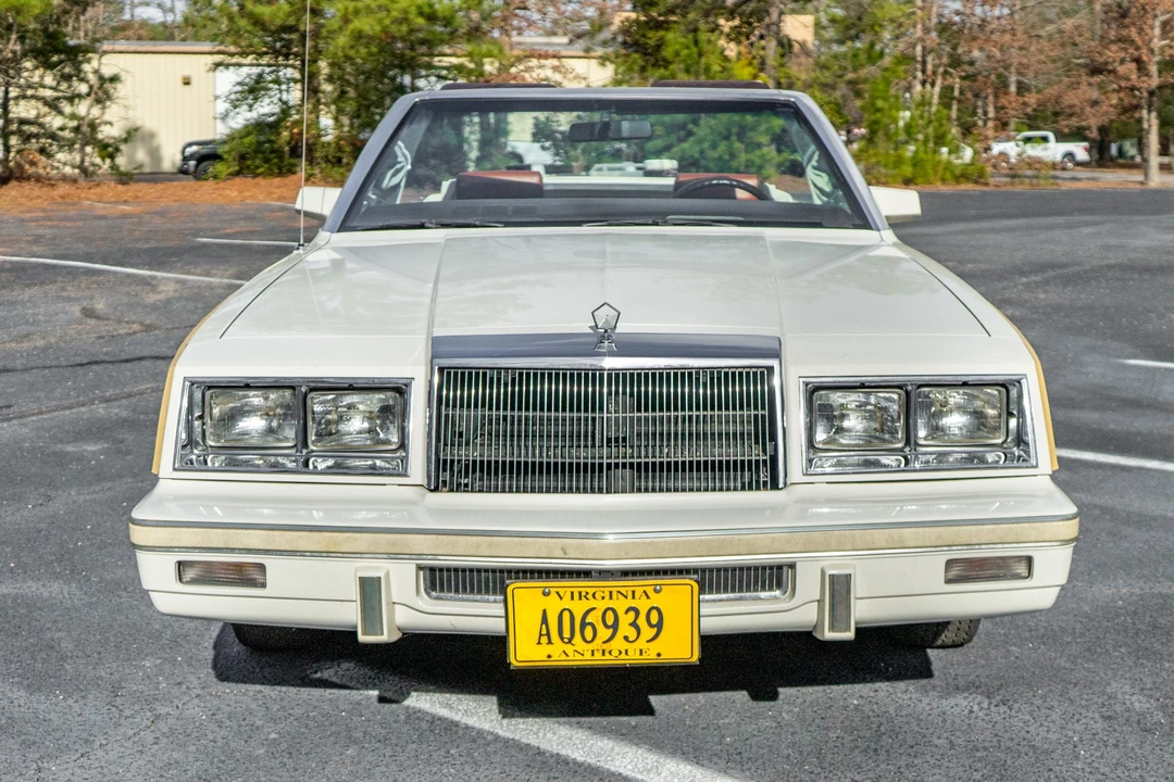 1983 Chrysler LeBaron - Image 17 of 31