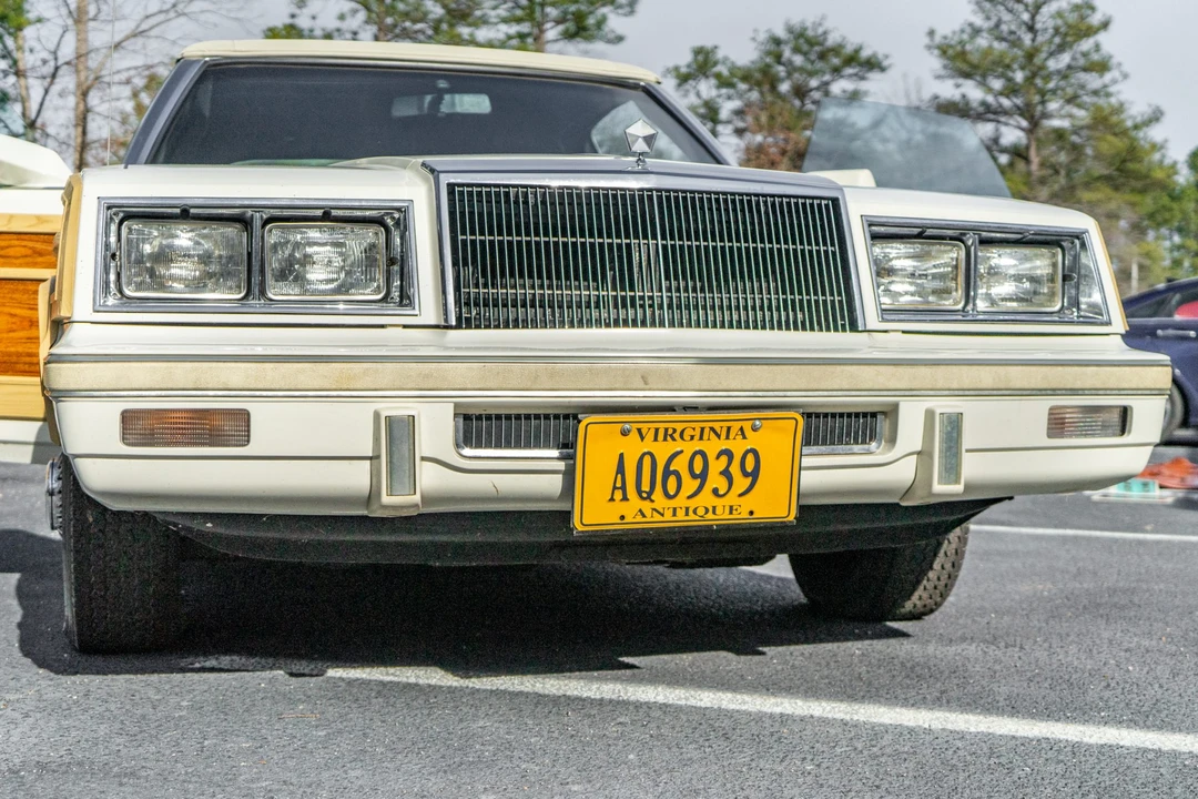 1983 Chrysler LeBaron - Image 12 of 31