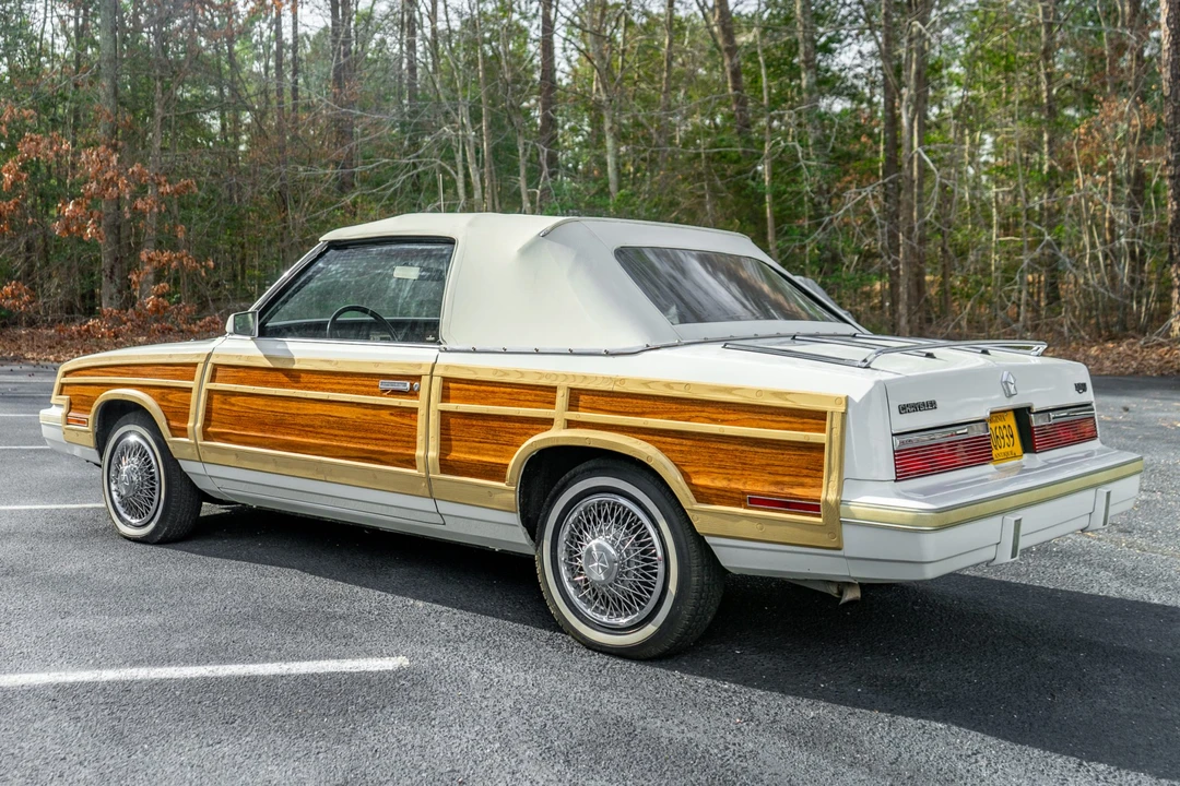 1983 Chrysler LeBaron - Image 4 of 31