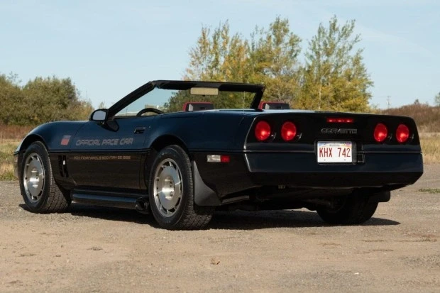 1986 Chevrolet Corvette C4 - Image 2 of 8