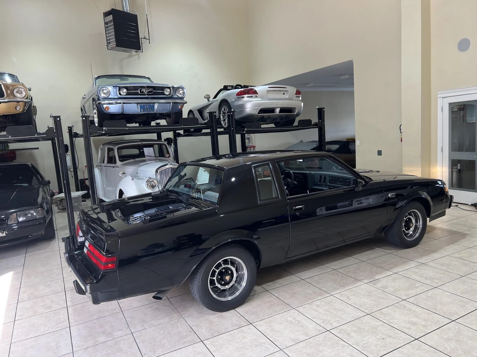 1987 Buick Grand National - Image 26 of 31