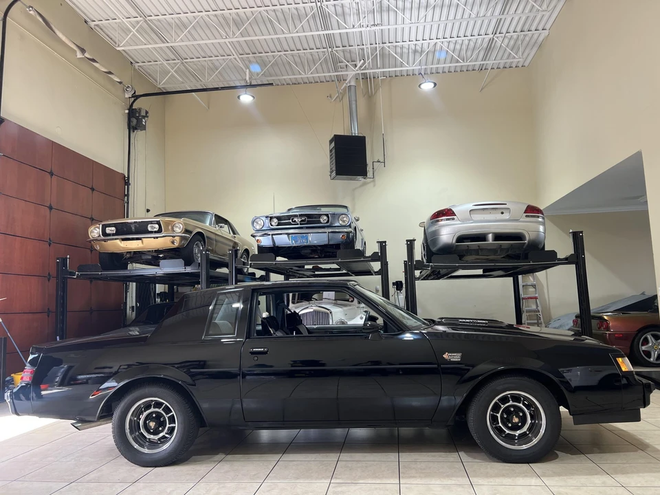 1987 Buick Grand National - Image 27 of 31