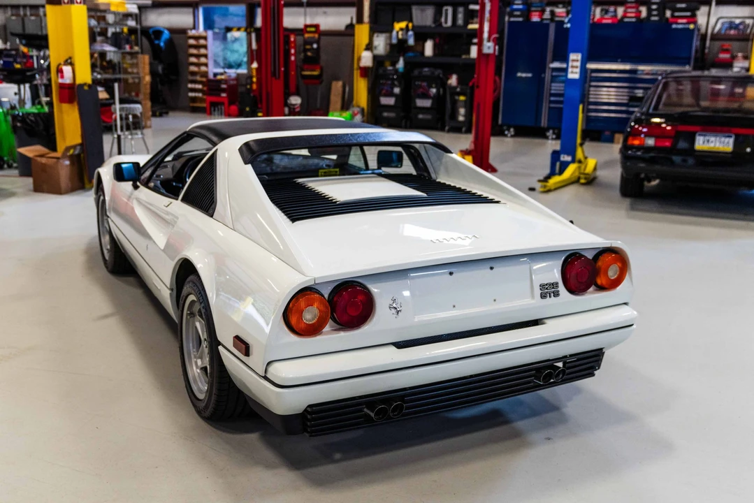 1987 Ferrari 328 GTS - Image 26 of 31