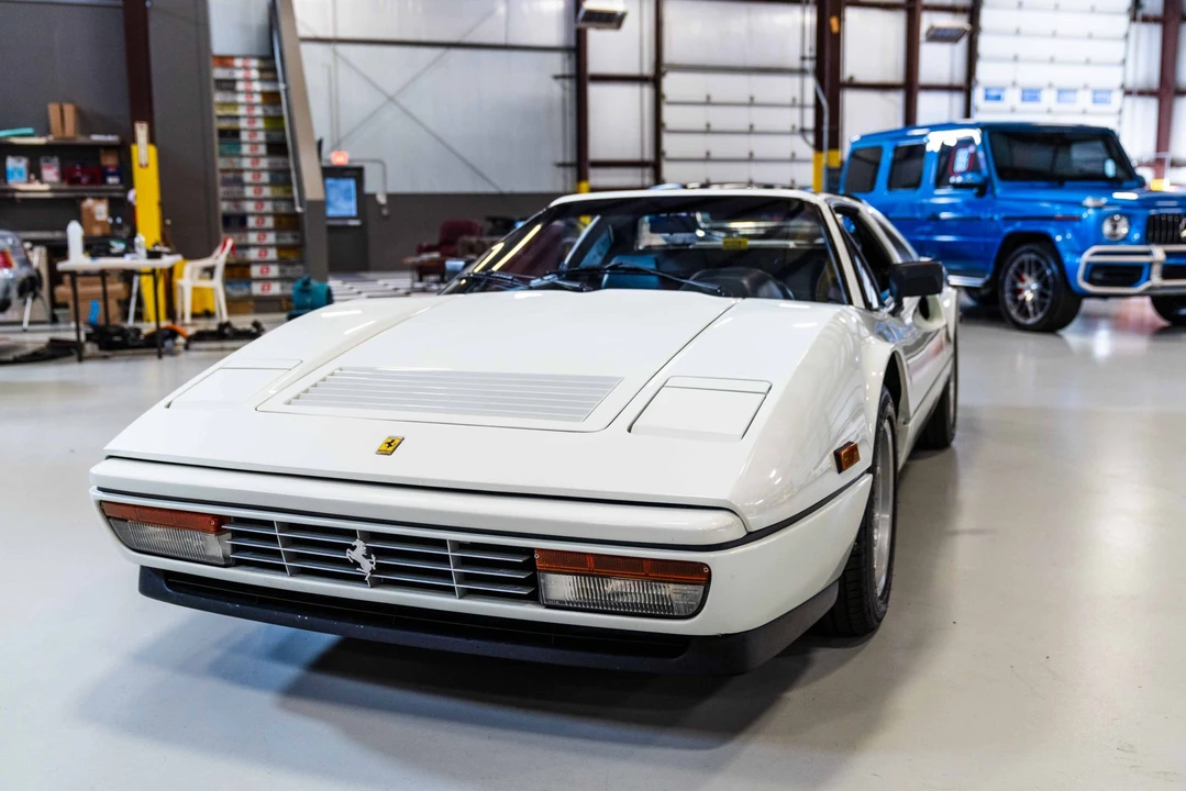 1987 Ferrari 328 GTS - Image 3 of 31