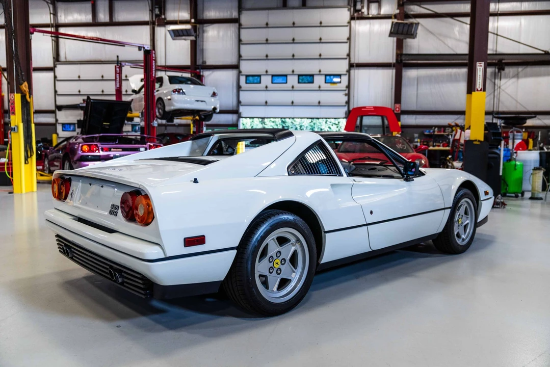 1987 Ferrari 328 GTS - Image 12 of 31