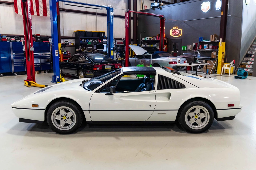 1987 Ferrari 328 GTS - Image 23 of 31