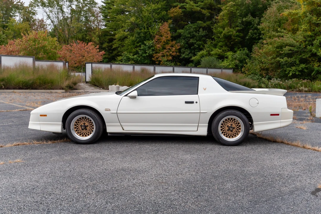 1987 Pontiac Firebird Trans Am 3rd Gen - Image 9 of 31