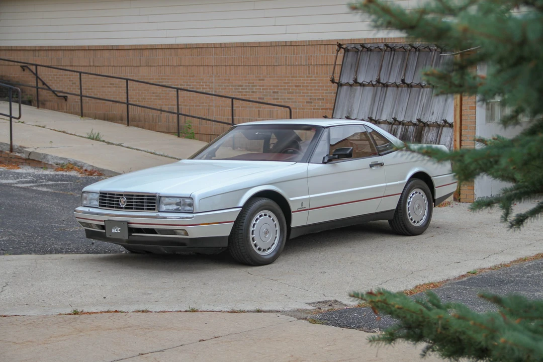 1988 Cadillac Allante - Image 20 of 31