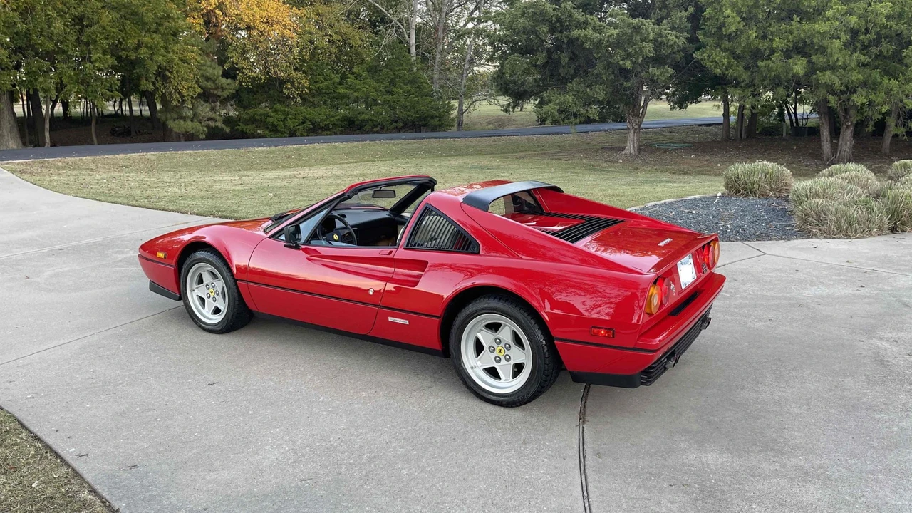 1988 Ferrari 328 GTS - Image 22 of 31