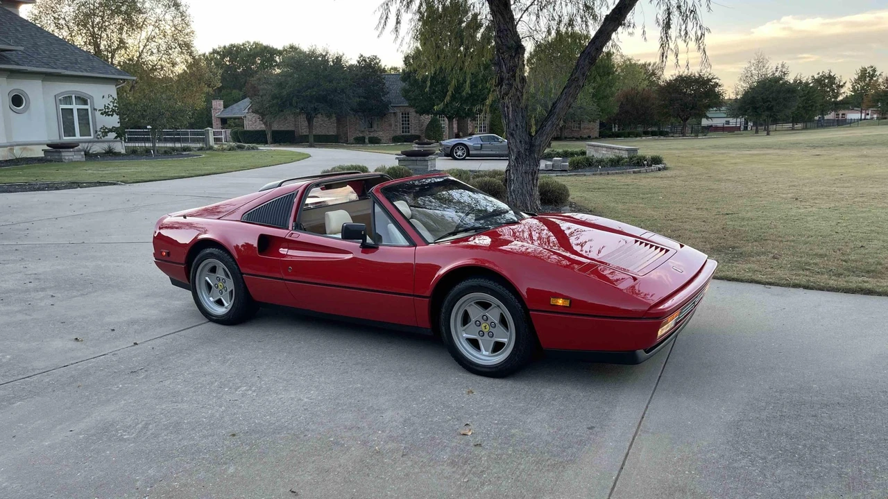 1988 Ferrari 328 GTS - Image 16 of 31