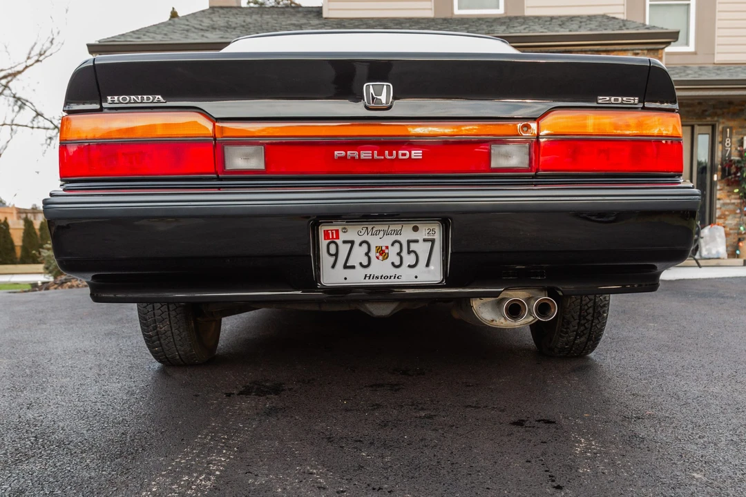 1988 Honda Prelude 3rd Gen - Image 19 of 31