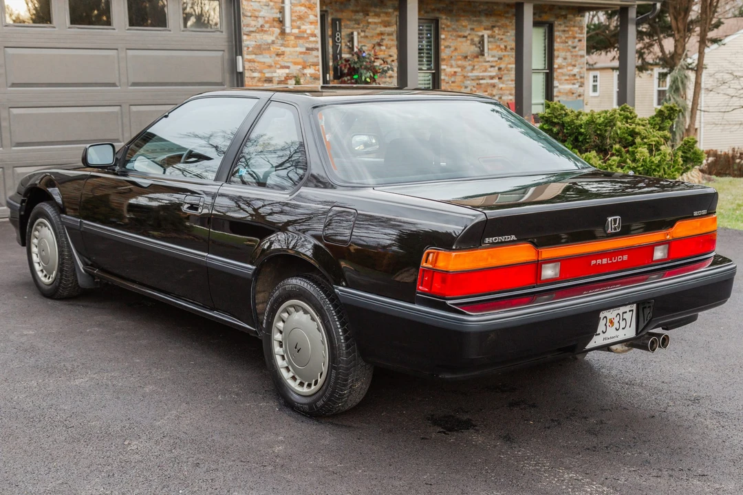 1988 Honda Prelude 3rd Gen - Image 8 of 31