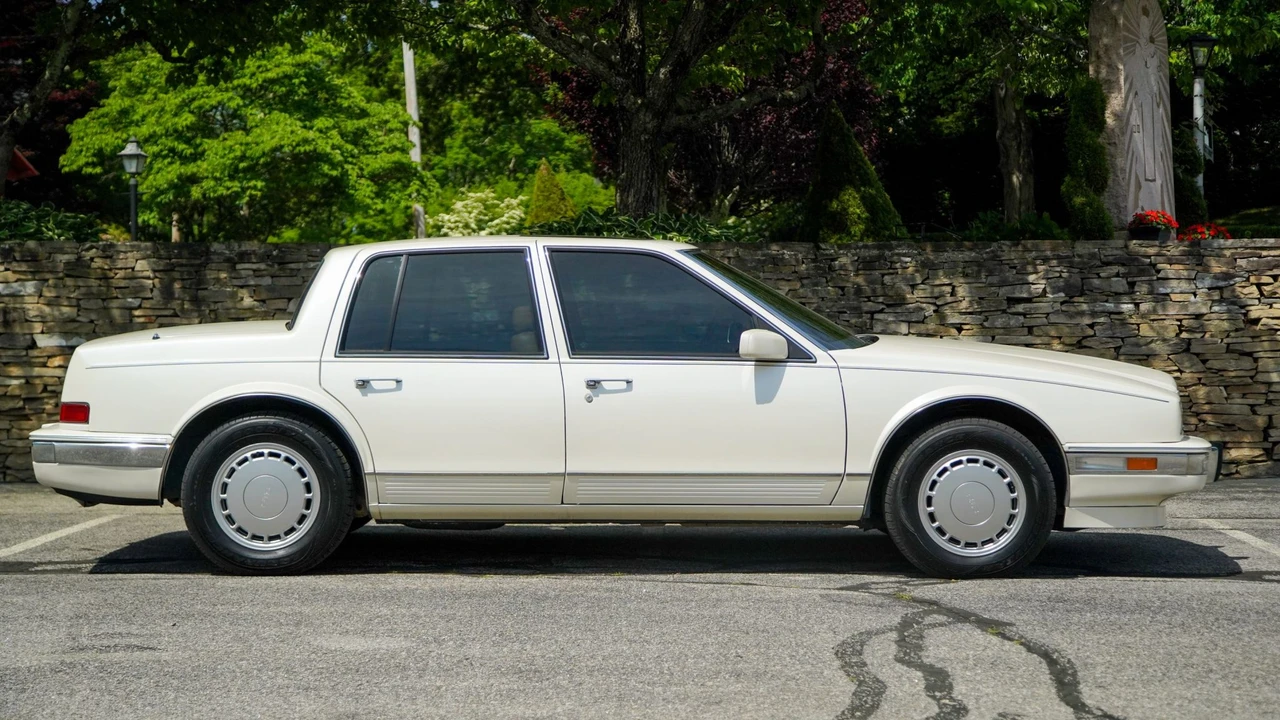 1989 Cadillac Seville - Image 21 of 31