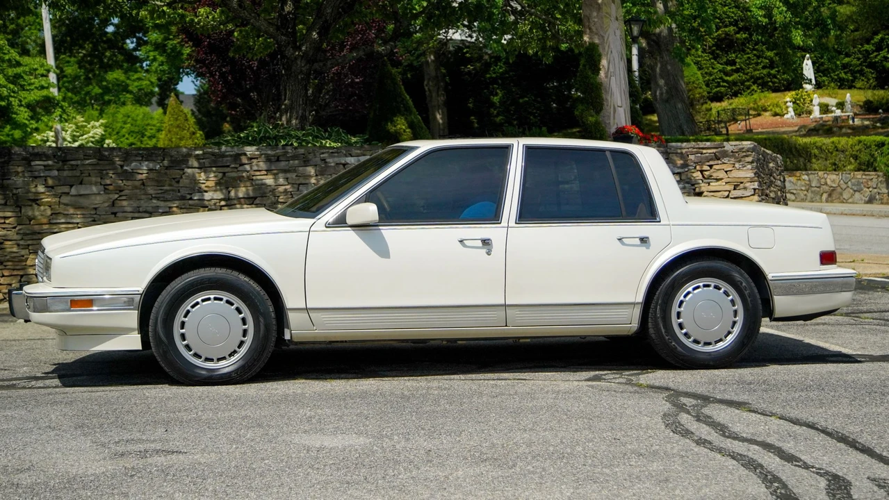 1989 Cadillac Seville - Image 5 of 31