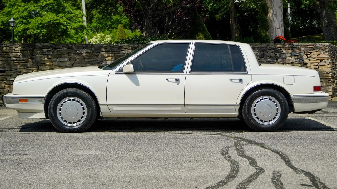 1989 Cadillac Seville - Image 6 of 31