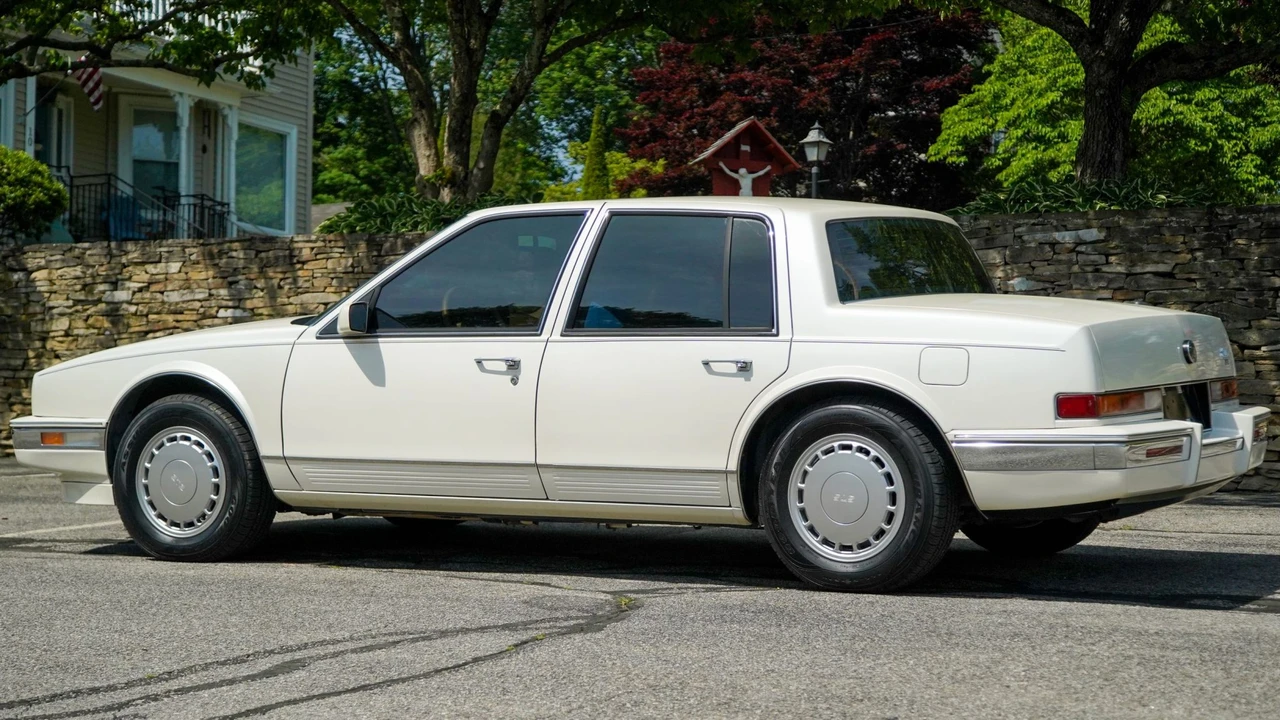1989 Cadillac Seville - Image 8 of 31