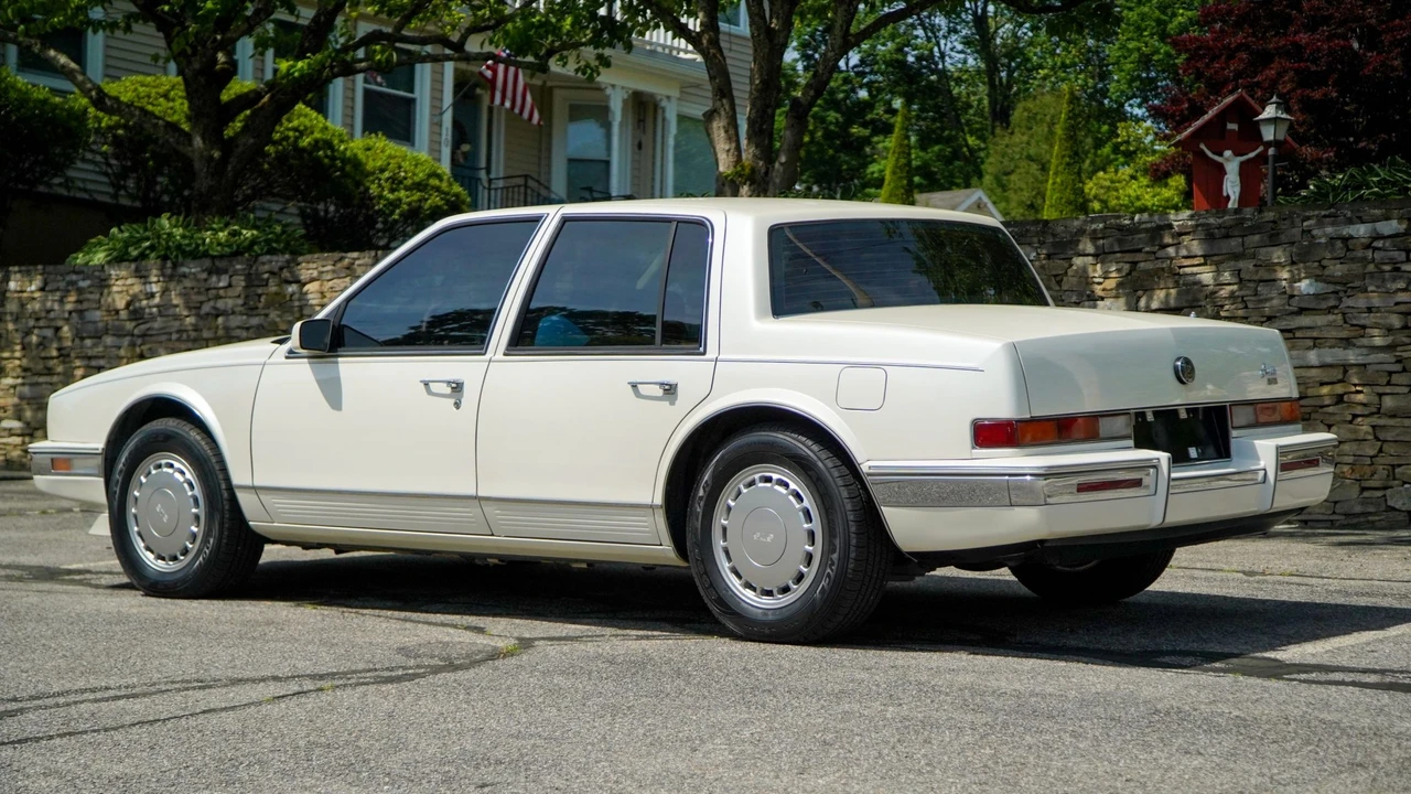 1989 Cadillac Seville - Image 9 of 31
