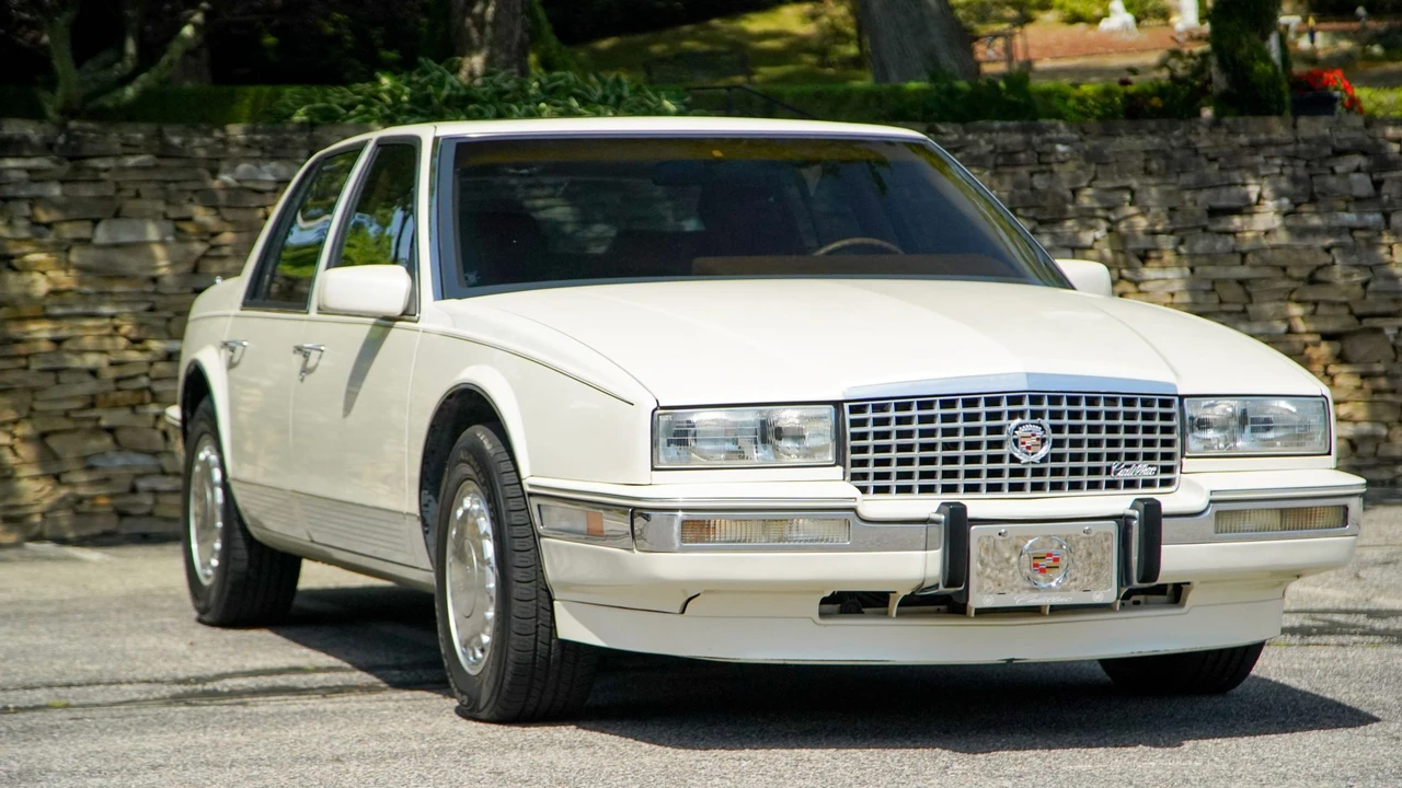 1989 Cadillac Seville - Image 25 of 31