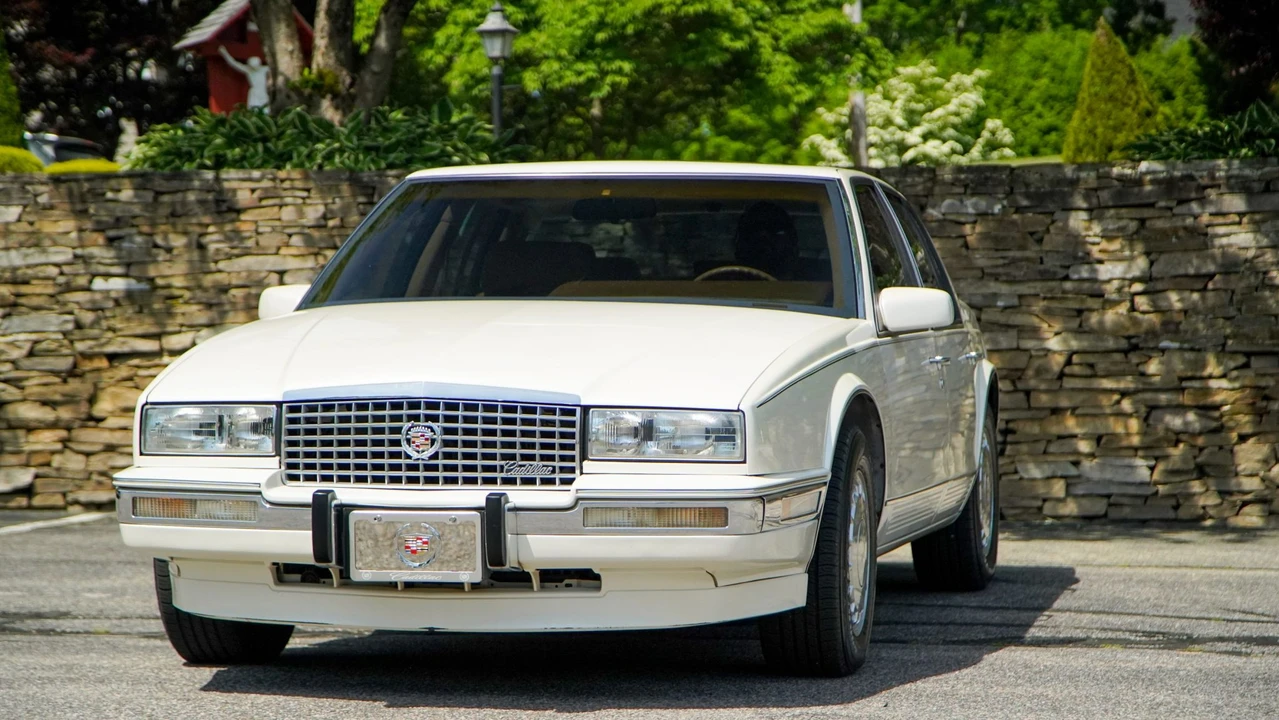 1989 Cadillac Seville - Image 28 of 31