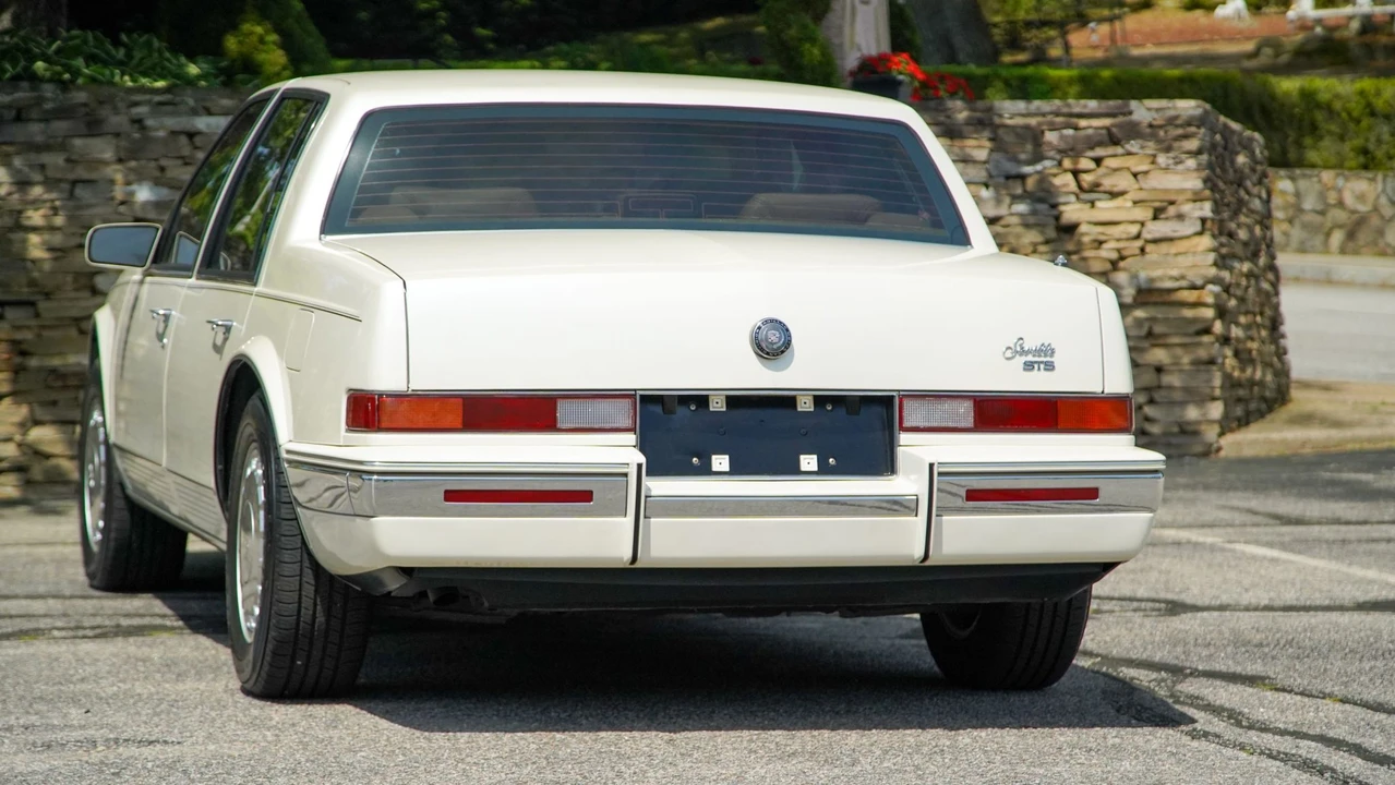 1989 Cadillac Seville - Image 12 of 31