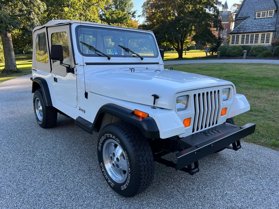 1989 Jeep YJ Wrangler - Image 6 of 31