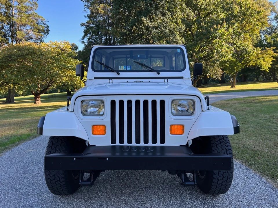 1989 Jeep YJ Wrangler - Image 5 of 31