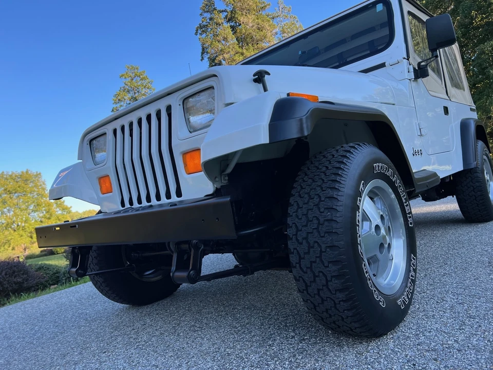 1989 Jeep YJ Wrangler - Image 17 of 31