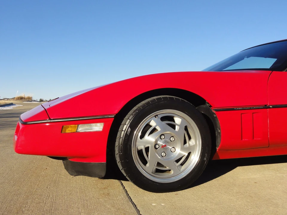 1990 Chevrolet Corvette C4 ZR1 - Image 30 of 31