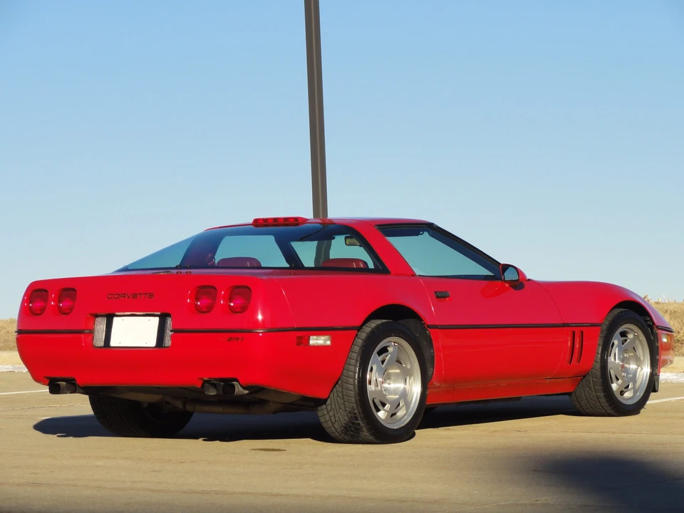 1990 Chevrolet Corvette C4 ZR1 - Image 14 of 31