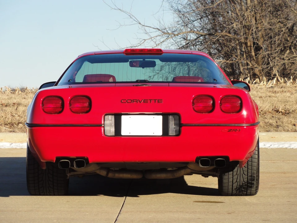 1990 Chevrolet Corvette C4 ZR1 - Image 10 of 31