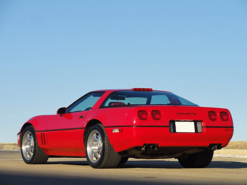1990 Chevrolet Corvette C4 ZR1 - Image 8 of 31