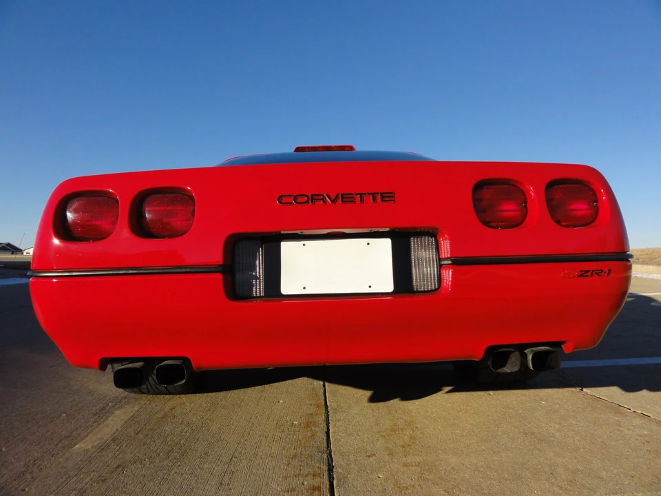 1990 Chevrolet Corvette C4 ZR1 - Image 13 of 31