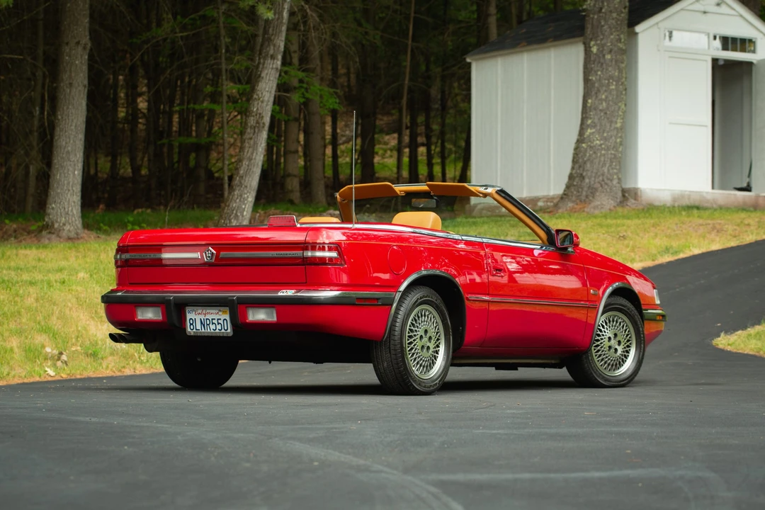 1990 Chrysler TC by Maserati - Image 11 of 31