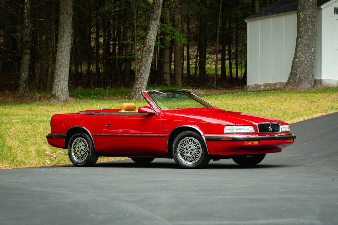 1990 Chrysler TC by Maserati - Image 13 of 31