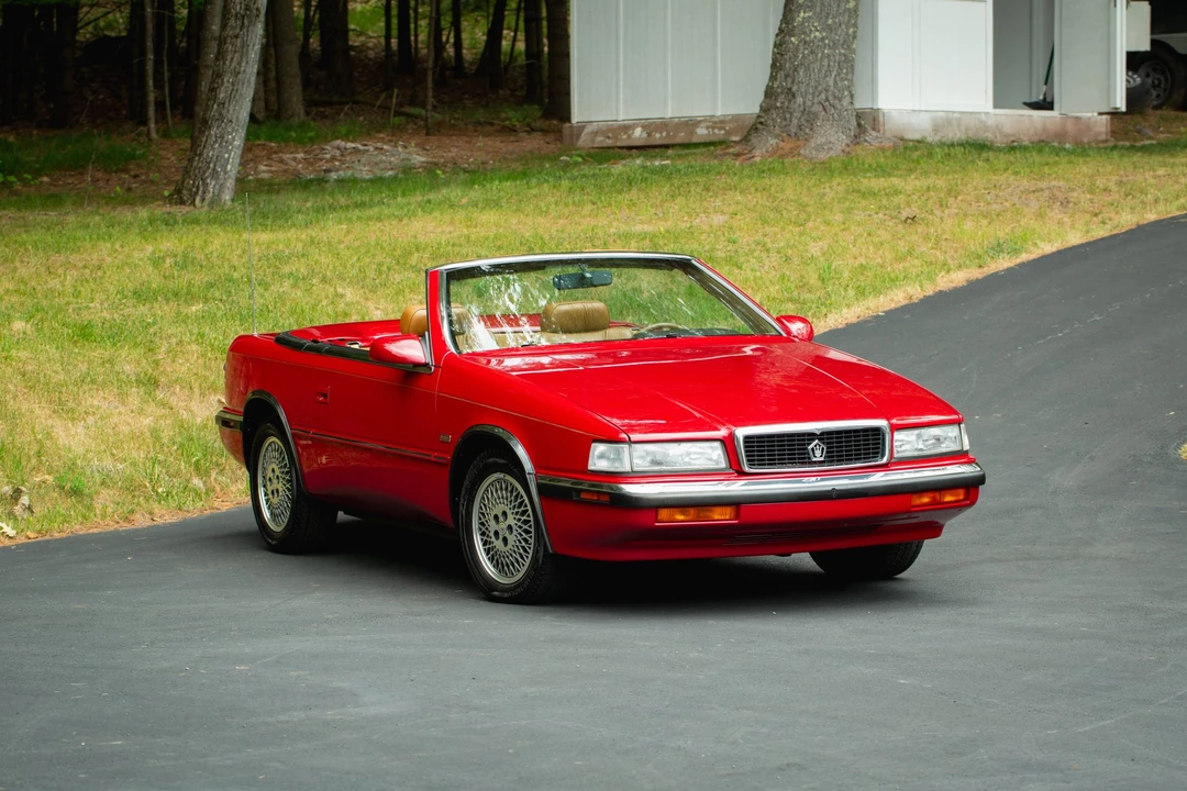 1990 Chrysler TC by Maserati - Image 14 of 31