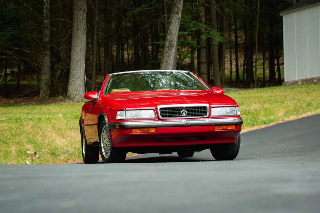 1990 Chrysler TC by Maserati - Image 16 of 31