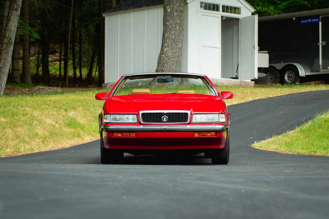 1990 Chrysler TC by Maserati - Image 17 of 31