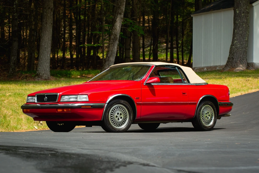 1990 Chrysler TC by Maserati - Image 2 of 31