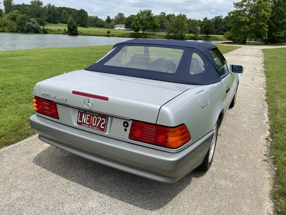 1990 Mercedes-Benz R129 SL-Class - Image 27 of 31