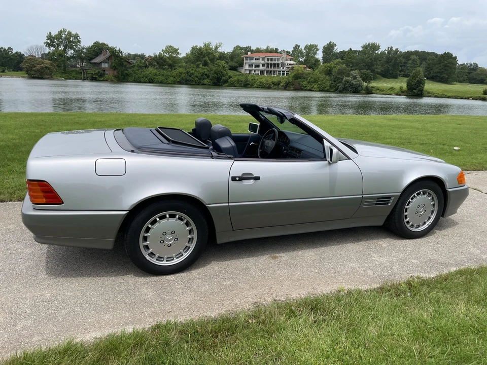 1990 Mercedes-Benz R129 SL-Class - Image 11 of 31