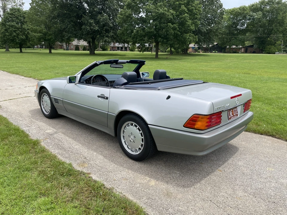 1990 Mercedes-Benz R129 SL-Class - Image 17 of 31