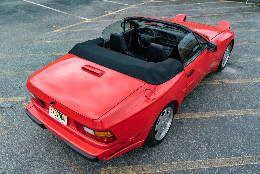 1990 Porsche 944 S2 - Image 15 of 31