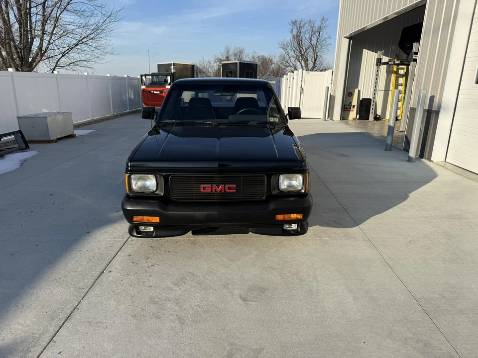 1991 GMC Syclone - Image 16 of 31
