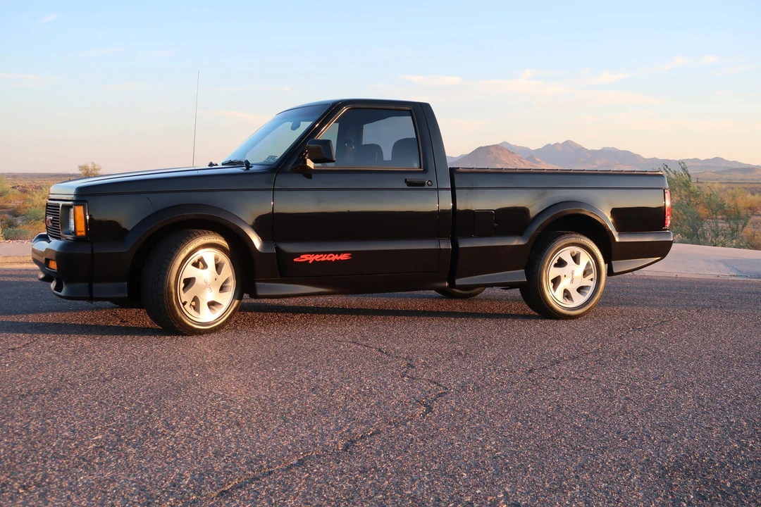 1991 GMC Syclone - Image 5 of 31