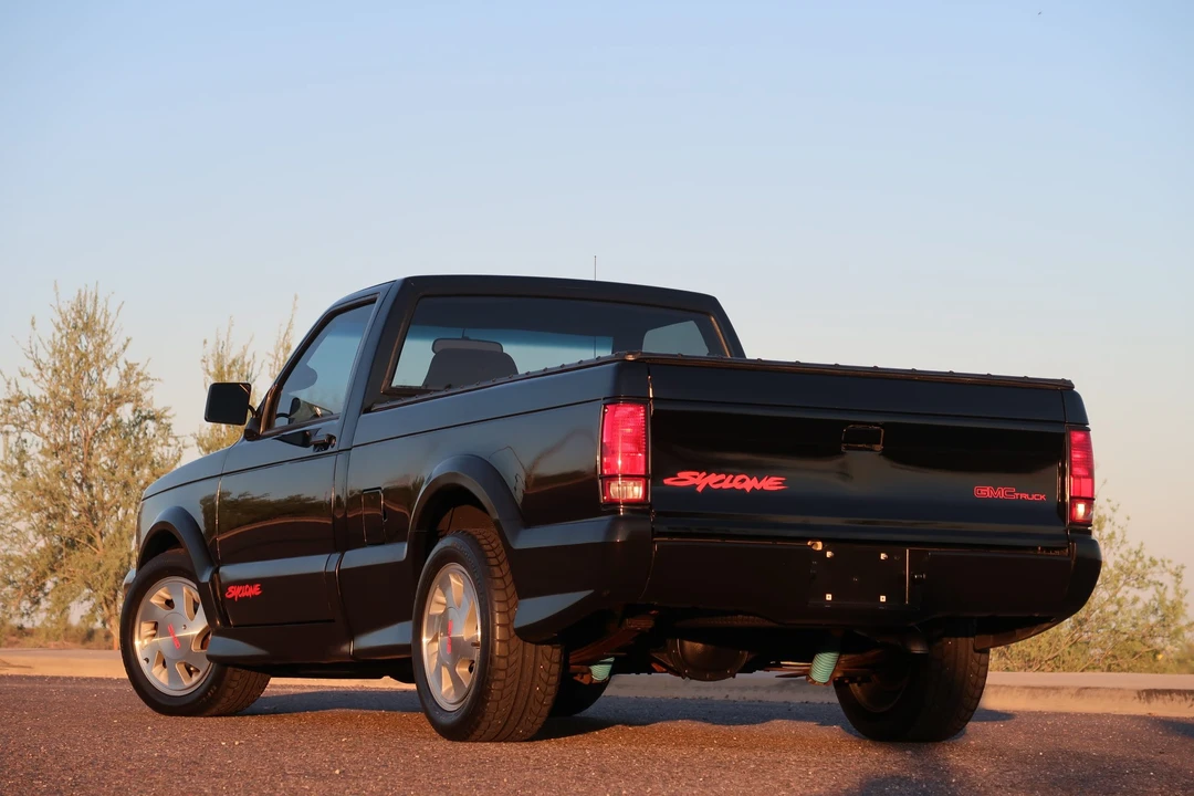1991 GMC Syclone - Image 11 of 31