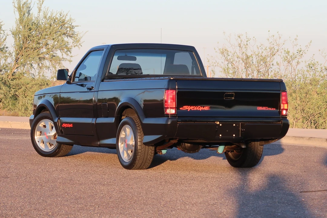 1991 GMC Syclone - Image 12 of 31