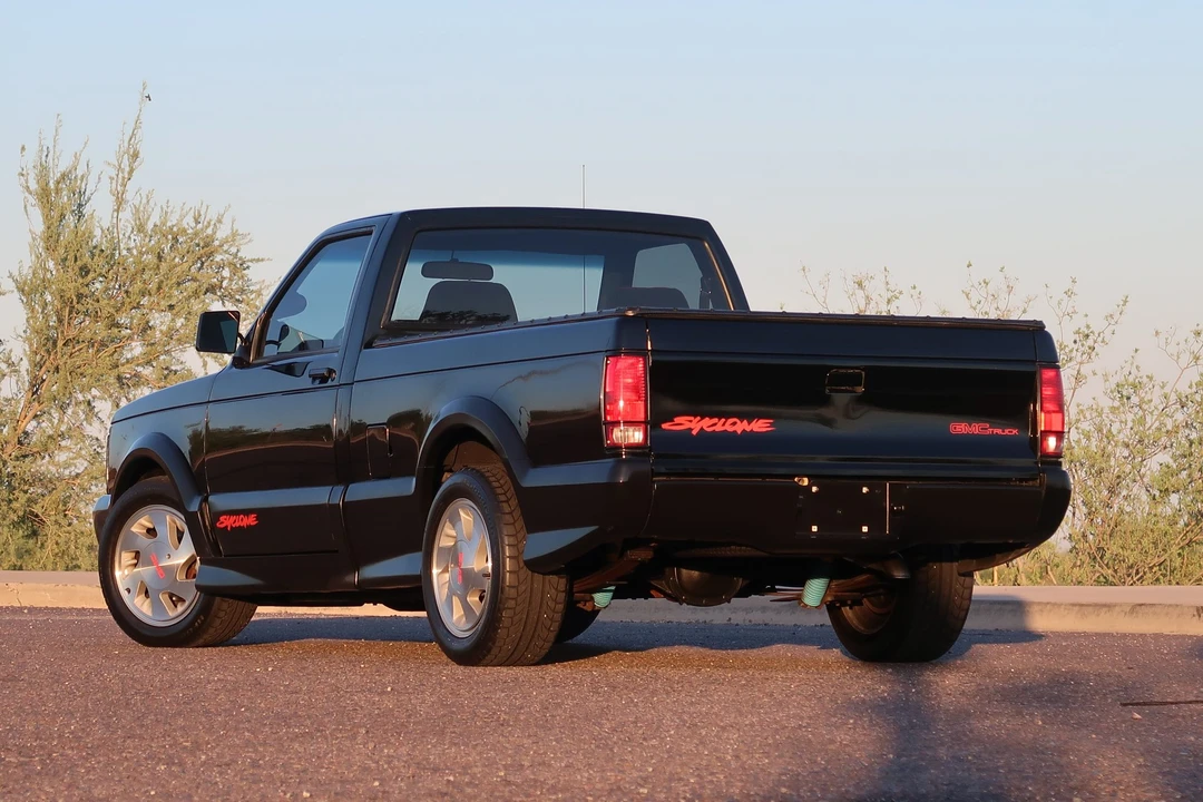 1991 GMC Syclone - Image 13 of 31