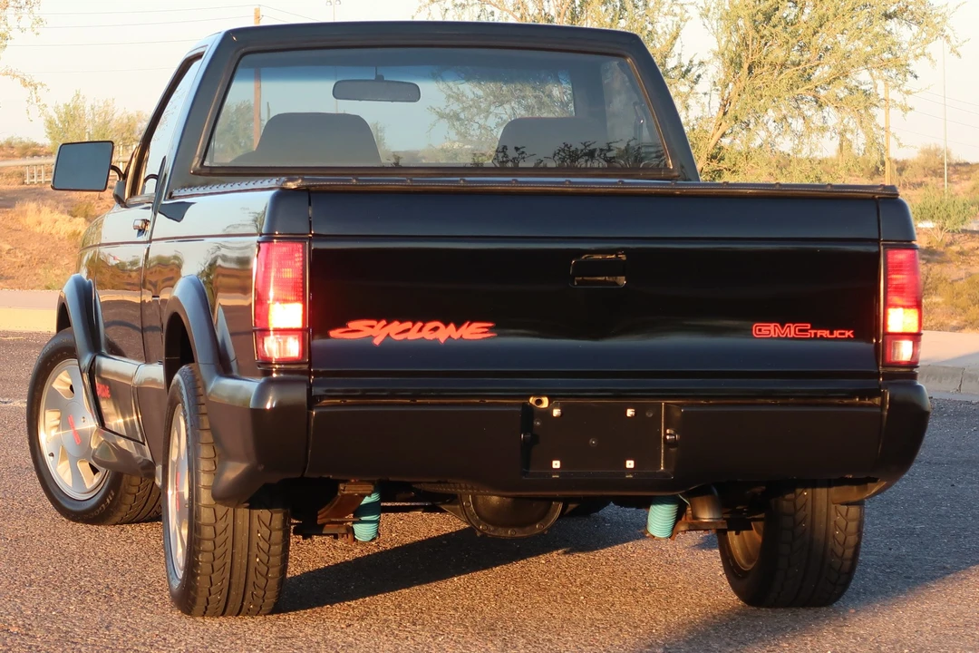 1991 GMC Syclone - Image 15 of 31