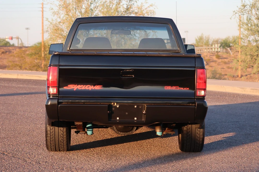 1991 GMC Syclone - Image 18 of 31