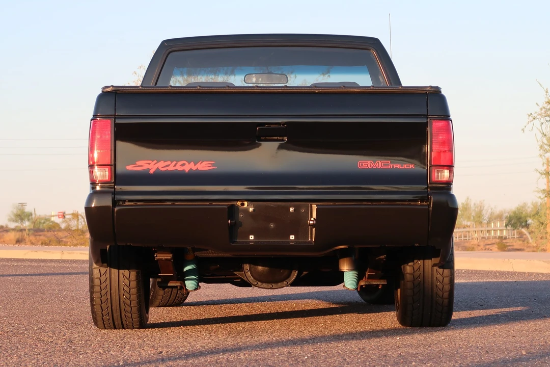 1991 GMC Syclone - Image 19 of 31